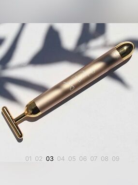Jillian Dempsey Gold  Facial T-Bar Massager - Luxury Vibrating Skin Tool